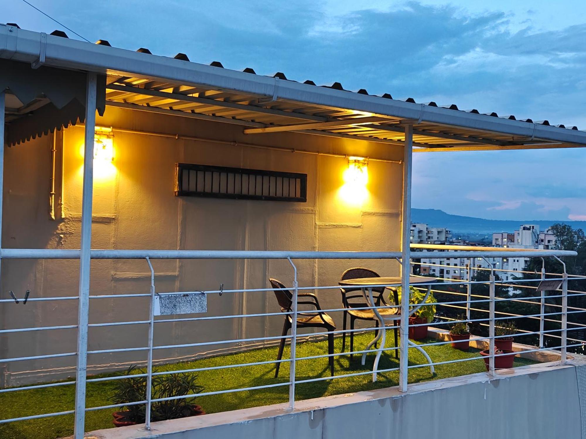 Apartment Chandralok Service *